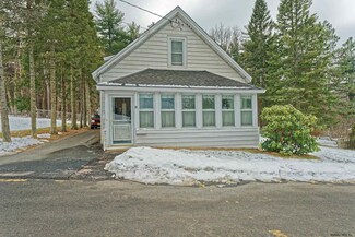 63 Overlook Ave, Latham, NY 12110