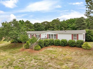 105 Sunscape Ct, Benson, NC 27504