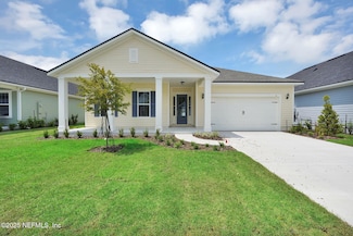 323 Sawgrass Dr, Yulee, FL 32097