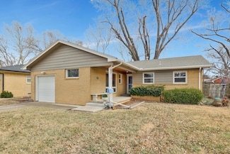 506 Charles Ave, Mulvane, KS 67110