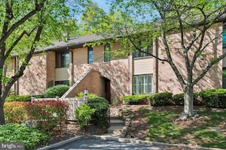 116 Woodgate Ln, Paoli, PA 19301