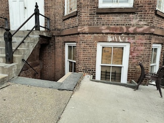 22 Gidney Ave Unit Lower level, Newburgh, NY 12550