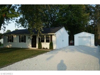 1344 Stroup Rd, Atwater, OH 44201
