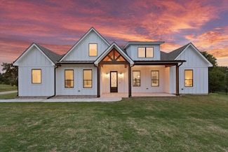 207 Merrifield Dr, Woodway, TX 76712