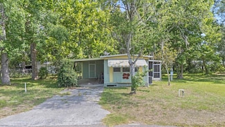 9401 Bourbon St, New Port Richey, FL 34654