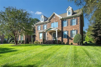 512 Appomatox Dr, Waxhaw, NC 28173