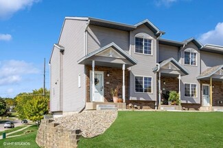 11 N Scott Blvd Unit 11, Iowa City, IA 52245
