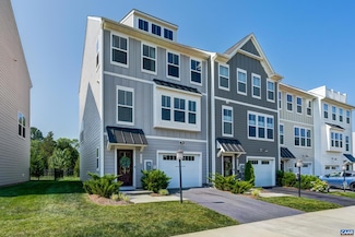 5937 Mccomb St, Crozet, VA 22932