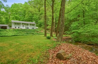 193 Bologne Valley Rd, Beaver Falls, PA 15010