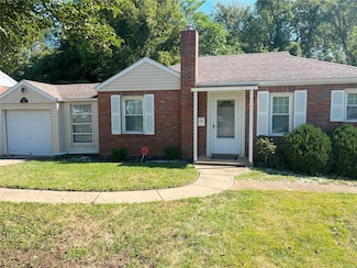 46 Mayme Dr, Saint Louis, MO 63135
