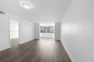 1300 NE Miami Gardens Dr Unit 517E, Miami, FL 33179