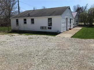 118 E Main St, New London, OH 44851