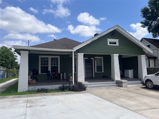 8015 Joplin St, Houston, TX 77017
