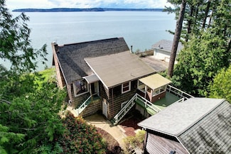 3626 Mission Beach Rd, Tulalip, WA 98271