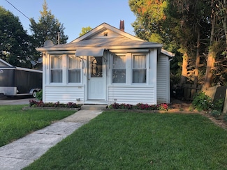 103 Lilac St, Lakehurst, NJ 08733