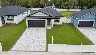 59 W 10th St, Apopka, FL 32703