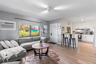 715 NE 6th St Unit 1, Hallandale Beach, FL 33009