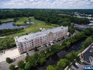 1304 Windsor Park Ct, Englewood, NJ 07631