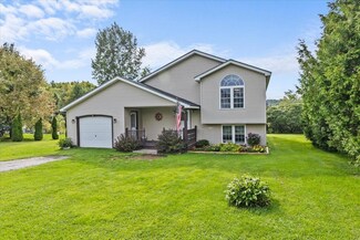 5 Glen Ridge Ln, Saint Albans, VT 05478