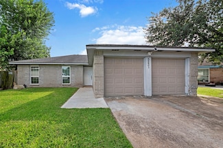 5231 Wickview Ln, Houston, TX 77053