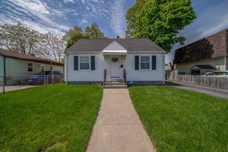 15 Day St, Pawtucket, RI 02860