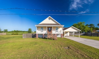 508 Twin Oaks Dr, Raceland, LA 70394