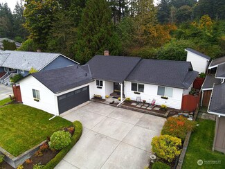 14546 114th Ave NE, Kirkland, WA 98034