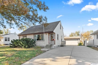 1615 N Madison St, Fremont, NE 68025