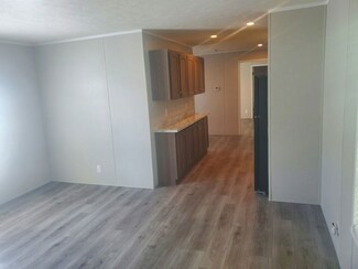 2525 County Line Rd Unit 35, Des Moines, IA 50321