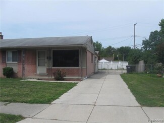 736 Forest St, Westland, MI 48186