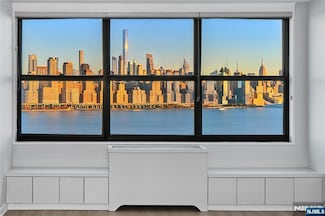 7004 Boulevard E Unit 16f-T3, Guttenberg, NJ 07093