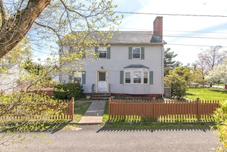 2715 Post Rd, Darien, CT 06820
