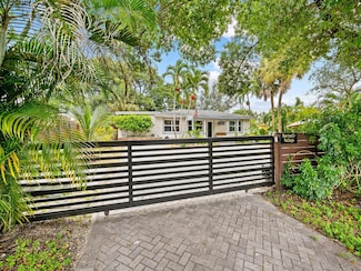 1020 NW 4th Ave, Fort Lauderdale, FL 33311