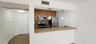 8180 Geneva Ct Unit 319, Doral, FL 33166