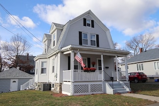 431 Central St, Saugus, MA 01906