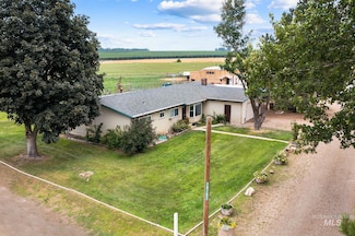 28282 Fox Ln, Wilder, ID 83676