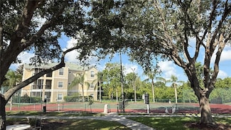 5180 Northridge Rd Unit 312, Sarasota, FL 34238