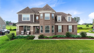 1835 Woodgrove Dr, Springboro, OH 45066