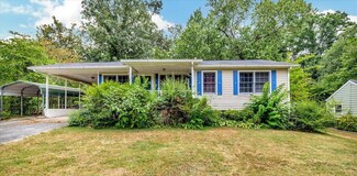 1434 Williams Rd, Hixson, TN 37343