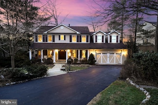 1378 Carpers Farm Way, Vienna, VA 22182