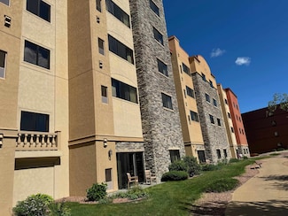 2411 River Rd Unit 2118, Wisconsin Dells, WI 53965