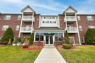 6000 S Buckhorn Ave Unit 308, Cudahy, WI 53110