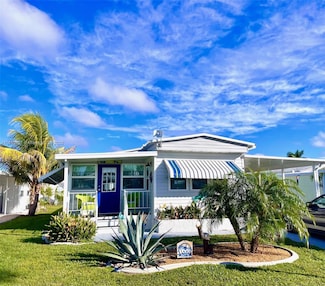 220 Derwent Blvd, Fort Myers, FL 33908