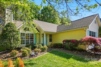 6307 Old Corral St, Charlotte, NC 28277