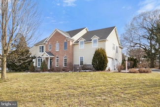 965 Wetherburn Dr, York, PA 17404