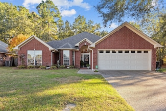 12071 Acadia Dr, Tyler, TX 75703