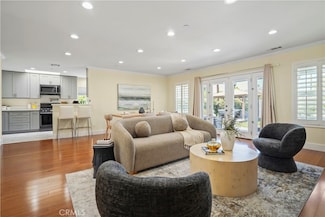 6475 Randi Ave, Woodland Hills, CA 91303