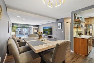 4820 Park Commons Dr Unit 228, Saint Louis Park, MN 55416