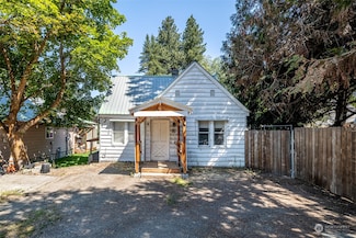 418 Cedar St, Leavenworth, WA 98826