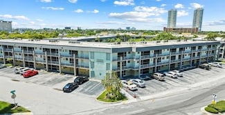250 Layne Blvd Unit 2132, Hallandale Beach, FL 33009